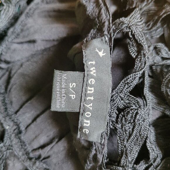 Black Crochet Lace Boho Dress S/P By Twentyone With 3/4 Sleeves & Flowy Fit - Picture 5 of 5